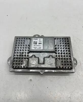 Peugeot 508 II LED ballast control module 90133631 S0104 0198