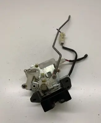 Mazda 6 Tailgate/trunk/boot lock/catch/latch B6701