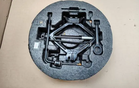 Hyundai i40 Lift Jack 091493Z650