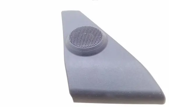 Front door high frequency speaker