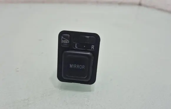 Honda Jazz Wing mirror switch SAAG010M1