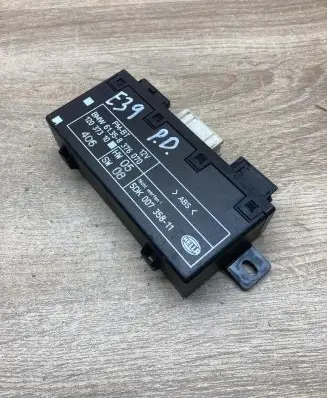 BMW 5 E39 Door control unit/module 8376070 5DK007358 120373