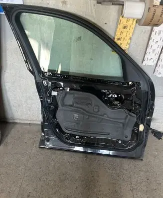 BMW X3 F25 Front door