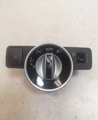 Mercedes-Benz C W204 Light switch A2049053103