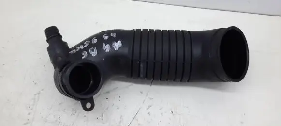 Audi A4 S4 B6 8E 8H Air intake hose/pipe 8E0129615