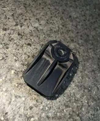 BMW 5 E39 Radiator mount bracket 1740315
