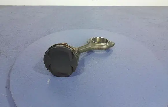 Piston