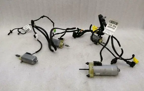 Mercedes-Benz GLK (X204) Seat adjustment motor A2049104436 A0068206842