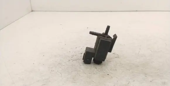 BMW 5 E60 E61 Turbo solenoid valve 72234100 742712 98T023