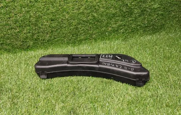 Audi A4 S4 B7 8E 8H Tool set 8E0805616C 8N0012219