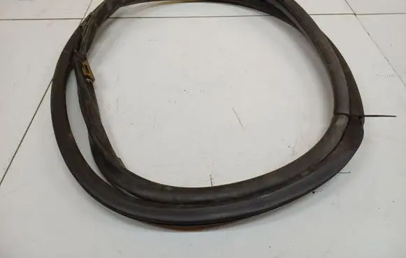 Toyota Corolla E120 E130 Rubber seal rear door 