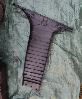 BMW 1 E81 E87 (B) pillar trim (bottom) 9128868