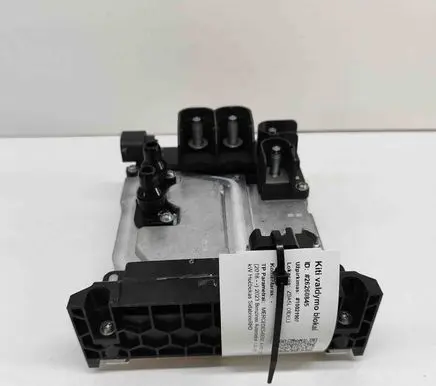 Mercedes-Benz A W177 Current control relay A0009011022 A0009028584