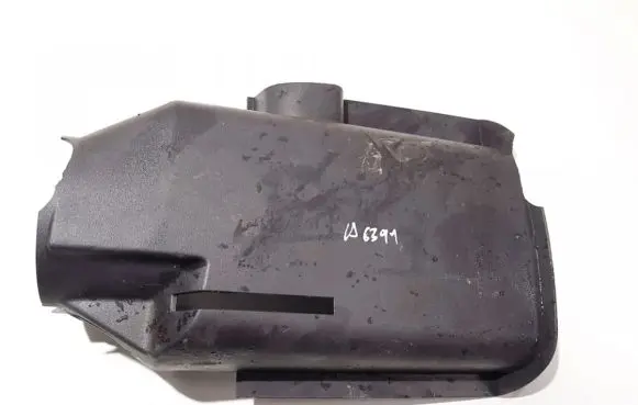Steering wheel column trim