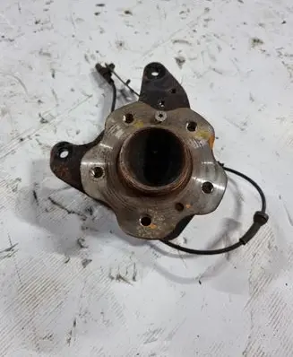 Nissan Qashqai Rear wheel hub NOCODE