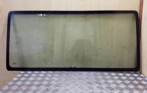 Volkswagen Transporter - Caravelle T4 Side middle window/glass 