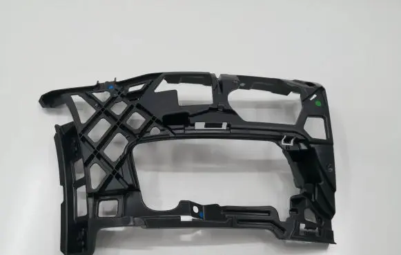 Volkswagen Golf VII Front bumper mounting bracket 5G0807724D