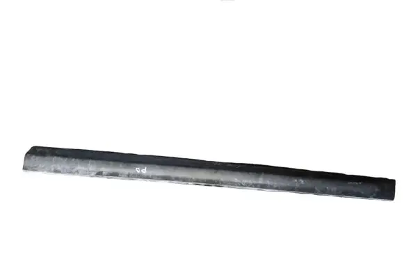 Hyundai Santa Fe Front sill trim cover 877602B000