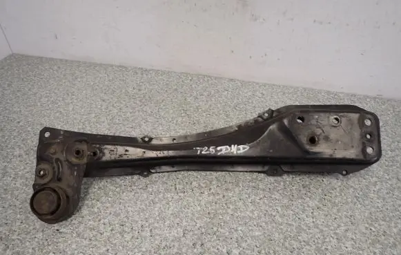 Toyota Avensis T250 Front subframe