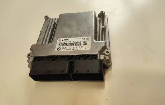 BMW 5 E60 E61 Engine control unit/module 8510591 030596403 0281016924