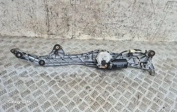 Front wiper linkage and motor