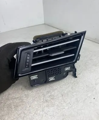 Volkswagen PASSAT B8 Dashboard side air vent grill/cover trim 3G1819701 3G1819701D
