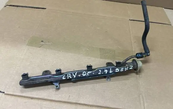 Honda CR-V Fuel main line pipe 