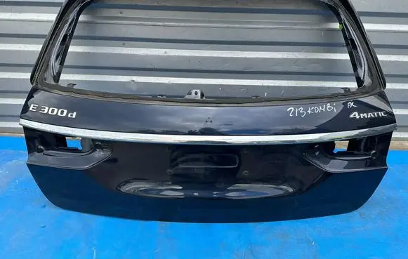 Mercedes-Benz E W213 Truck tailgate 2137400010