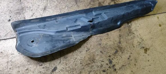 Volkswagen Eos Fender end trim 1Q0821111A
