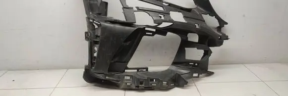 Mercedes-Benz C W205 Front bumper mounting bracket A2058855602