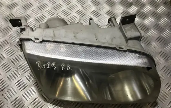 Hyundai Trajet Headlight/headlamp 921023axxx 92102-3axxx