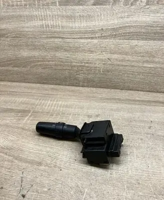 Mazda 3 I Wiper control stalk 17D682