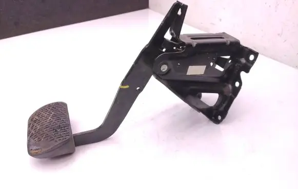 Mercedes-Benz Sprinter W906 Brake pedal A9062901201
