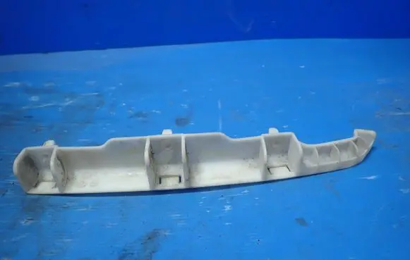 Nissan Micra Rear bumper mounting bracket 85226-BC000