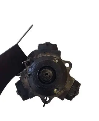 Hyundai Tucson JM Fuel injection high pressure pump 3310027000 0445010038