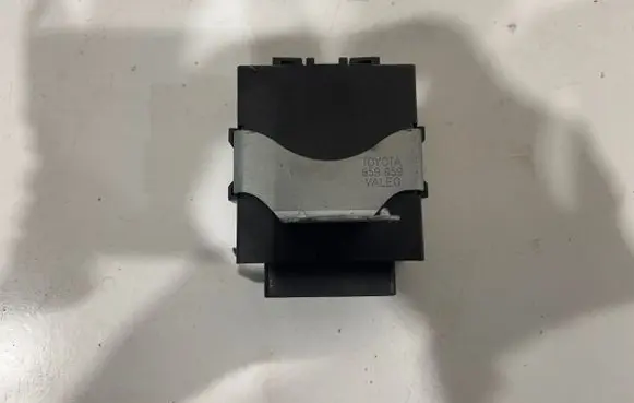 Toyota Avensis T270 Window wiper relay 8594005060 603034 659959