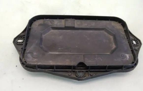 Audi A3 S3 8P Other engine bay part 1K0941369