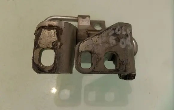 Front door lower hinge