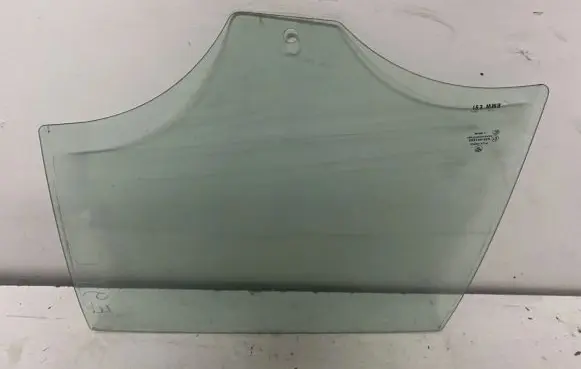 BMW 3 E90 E91 Rear door window glass 1234567