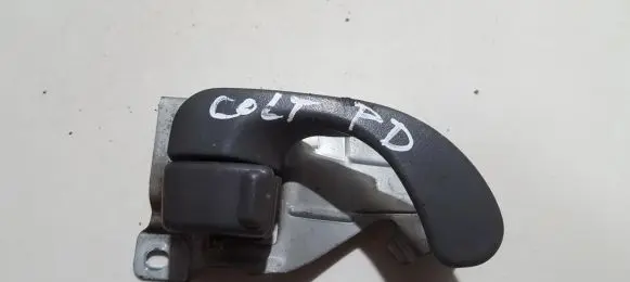 Mitsubishi Colt Front door interior handle
