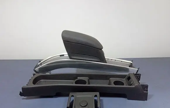 Opel Meriva B Center console