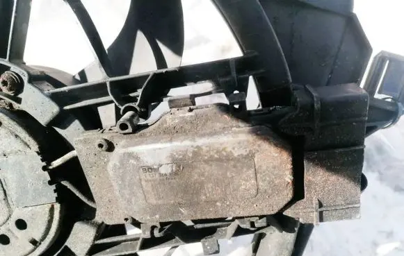 Ford Focus C-MAX Coolant fan relay 1137328148