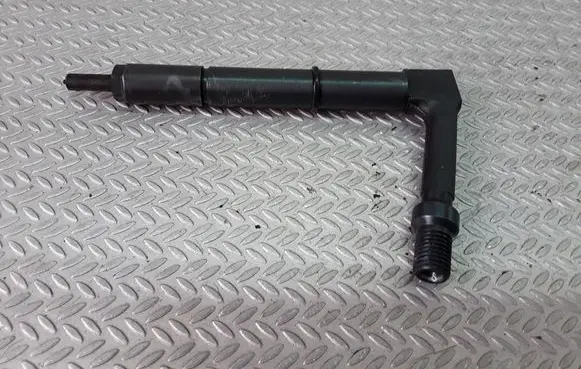 Nissan Almera N16 Fuel injector Z484391