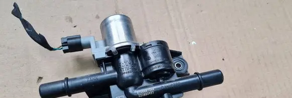 Chrysler Pacifica Fuel pressure sensor 57008873AA 220880937 CAD0TP