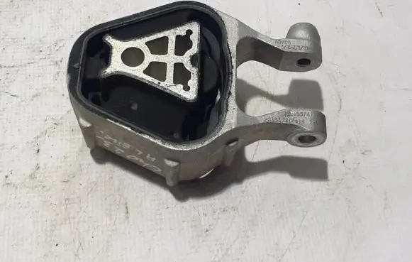 Volvo C40 Engine mounting bracket 32298574