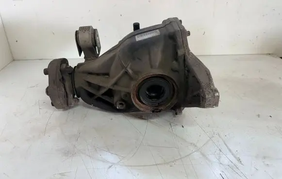 Mercedes-Benz E W212 Rear differential A2043510408