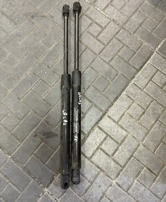 Hyundai Santa Fe Tailgate/trunk strut/damper 817702B001