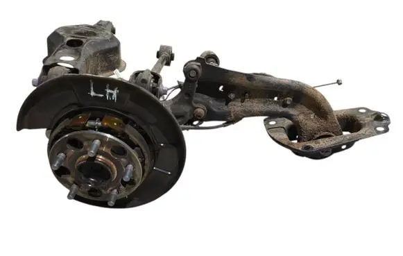 Rear wheel hub spindle/knuckle