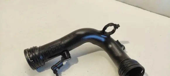 Volkswagen Golf Plus Intercooler hose/pipe 1K0145762 1K0145770D