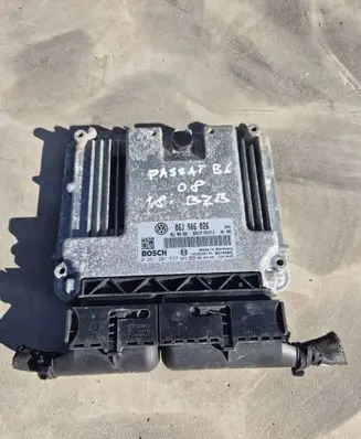 Volkswagen PASSAT B6 Engine control unit/module 06J906026 0261201537